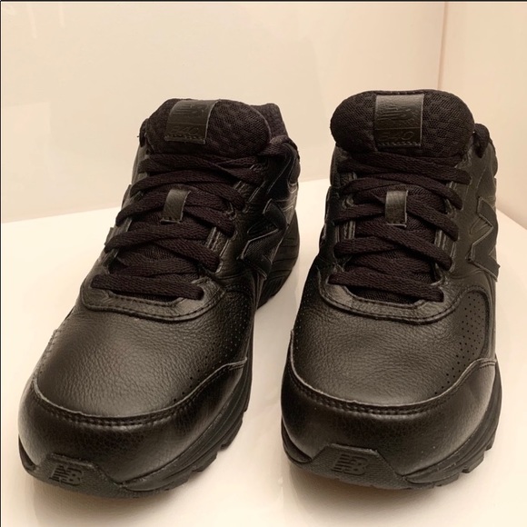 New Balance - Picture 8 of 9